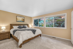 24225-NE-10th-St-Sammamish-15