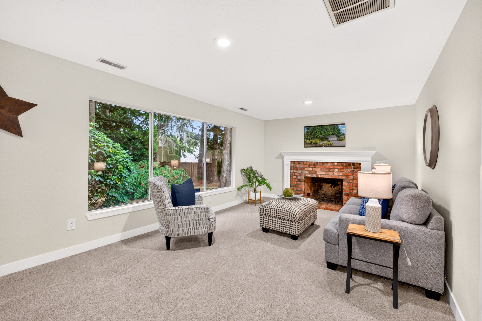 17405 NE 136th St, Redmond